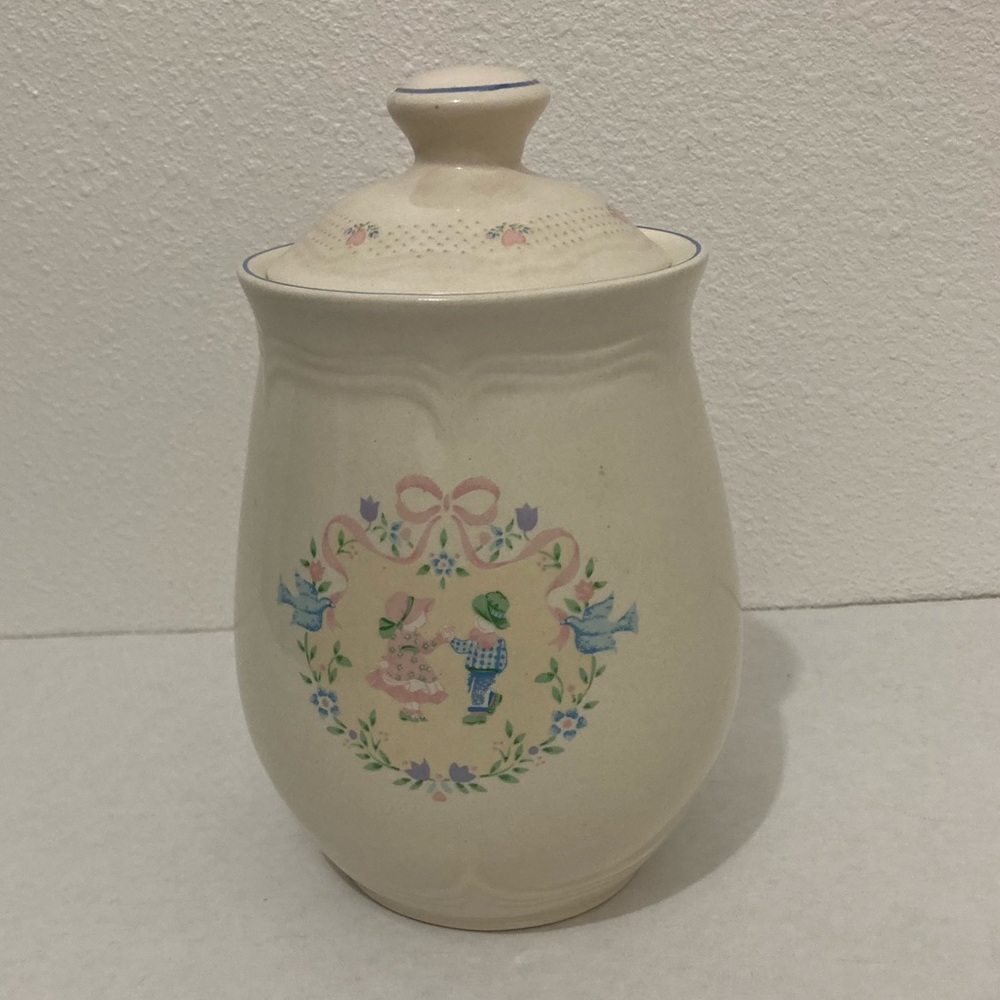 TIENSHAN COUNTRY Blue Birds Dutch boy girl Floral Cookie Jar w/ Lid Canister 10"